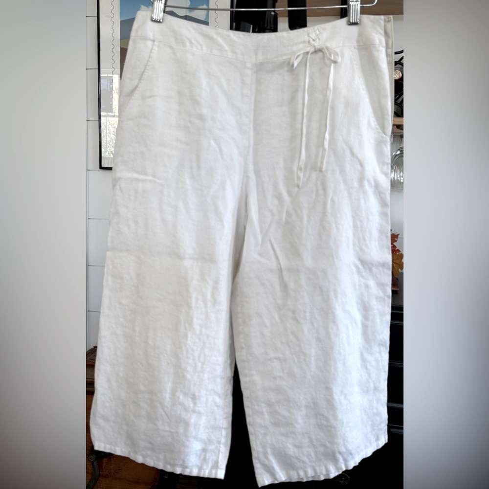 NY Collection - Large - Winter White - Wide leg with front details.
